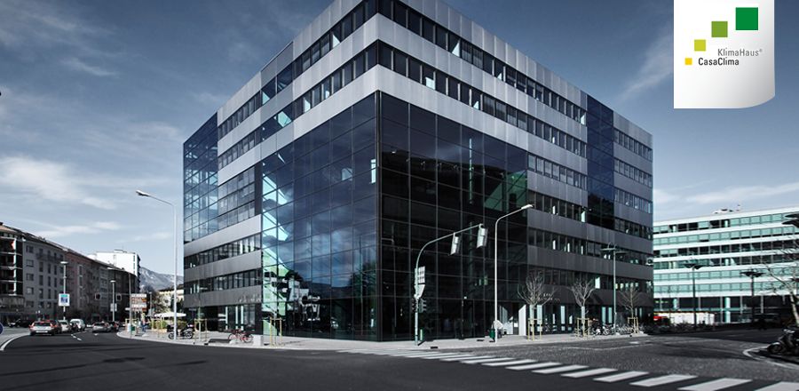 Bâtiment administratif, Immeuble de bureaux, Italie, Bolzano, Wolfgang Simmerle