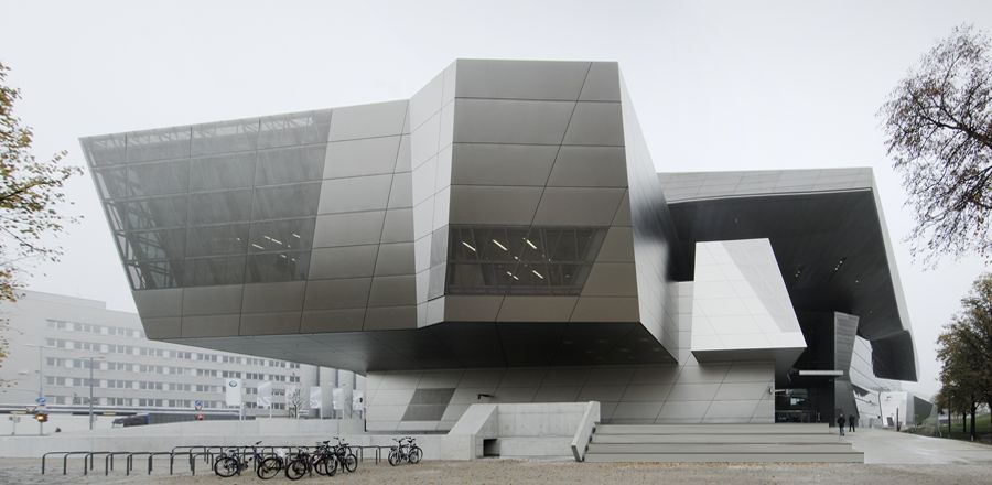 BMW-Welt,  facciate degli edifici