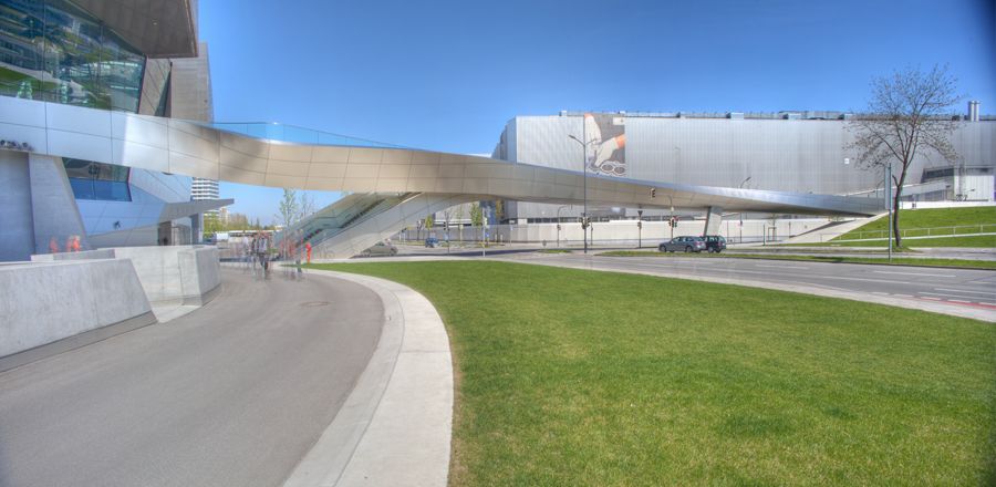 BMW-Welt Trias Brücke