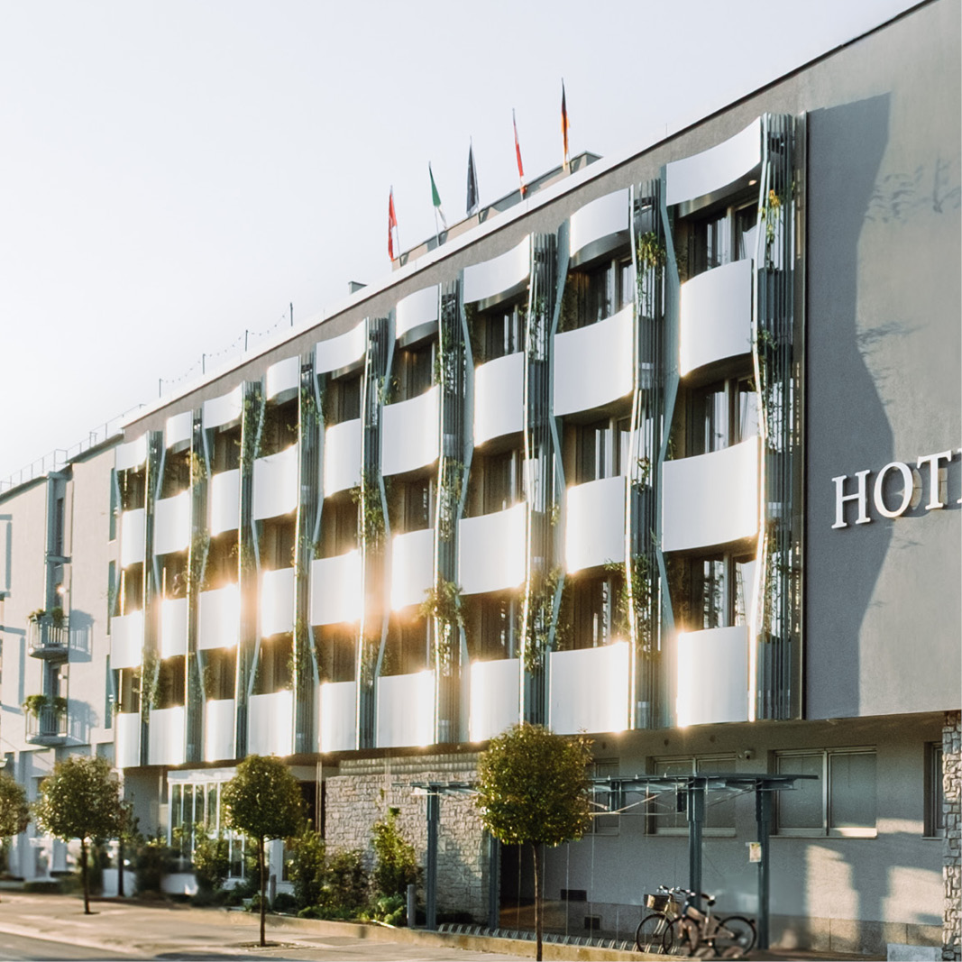 Hotel Savoy <span> Plasma Studio</span>