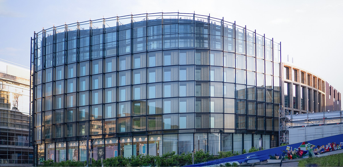 JEP 1  |  Hotel- und Geschäftsgebäude am Joachim-Erwin-Platz 1