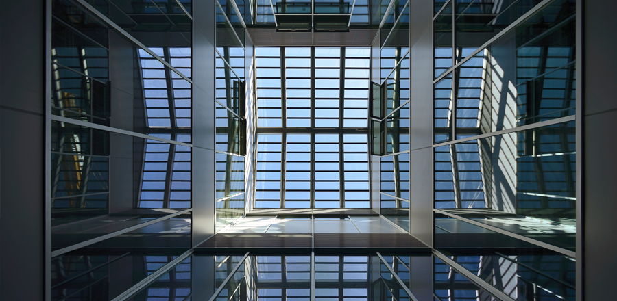Bolzano hospital with Frener &amp; Reifer  07 – glass-courtyard-roofing