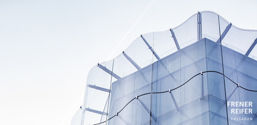 Installation undulating glass façade 02 - Samaritaine Paris - FRENER &amp; REIFER