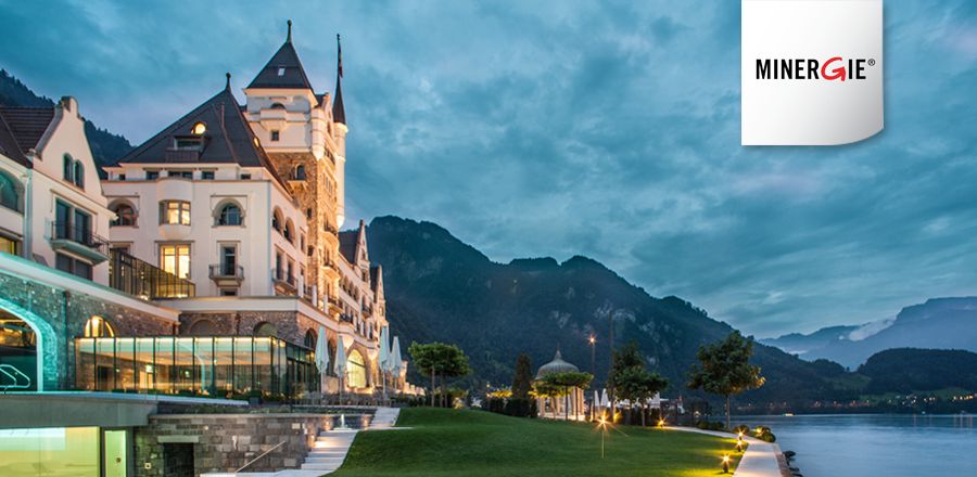 Hotel, Pareti scorrevoli e pieghevoli, Svizzera, Lago Vierwaldstättersee, Giardino d&#39;inverno tutto vetro