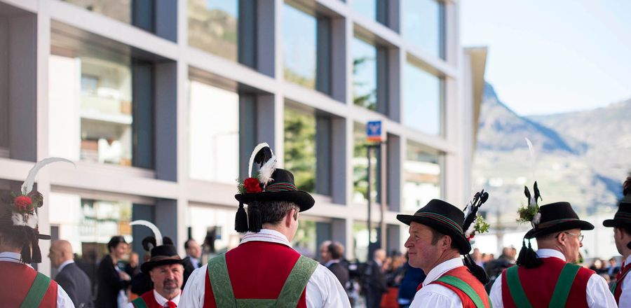 Inaugurazione della banca popolare - Südtiroler Volksbank